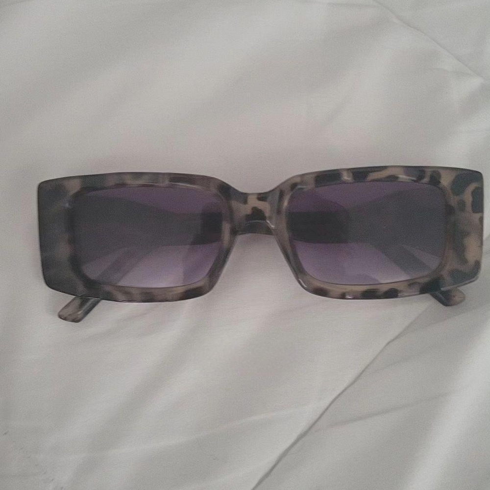 Leopard Print Rectangular Sunglasses